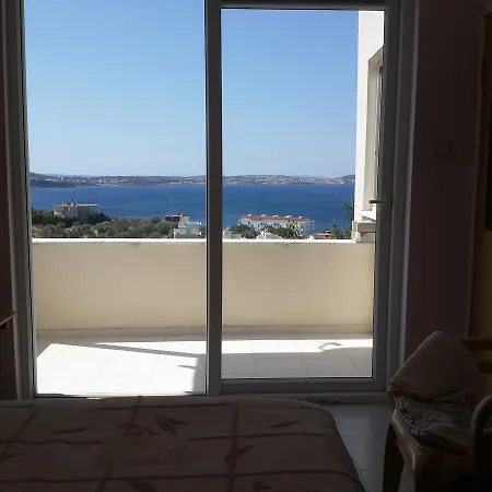 Summer House - * Ören